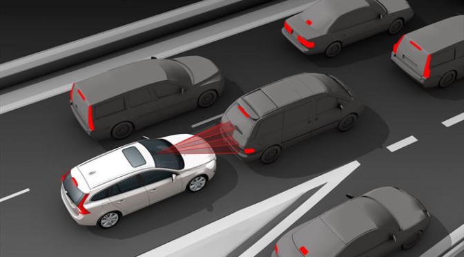 Volvo car's sensor detecting vehicle ahead.