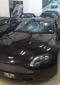 Luxury car dealership, the Toy Shop attacked by 40 people