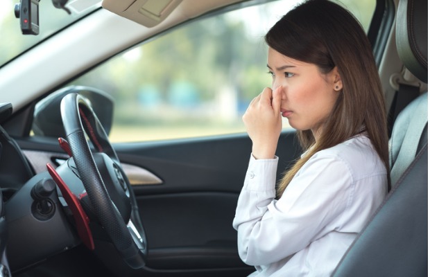 7 easy ways to get rid of that damp odour in your car_istock