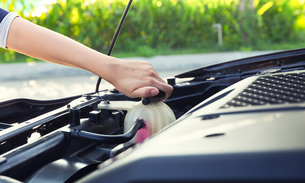 8-household-items-which-make-great-car-trouble-hacks_istock