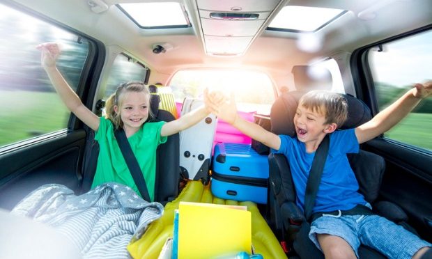 Clever car tips and tricks for busy moms these school holidays_istock