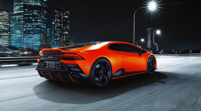 New Lamborghini Huracán offered in five electric colours