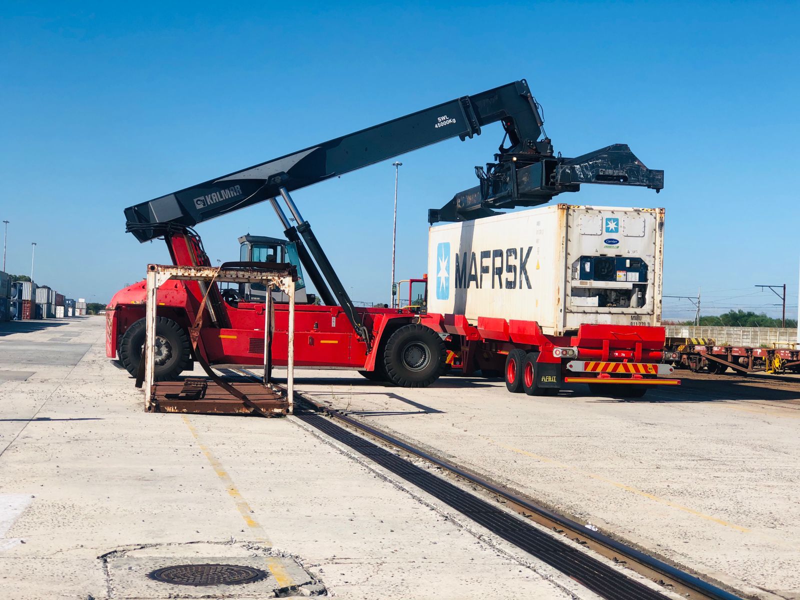 Transnet tests reefer container train to help reduce traffic in Cape Town