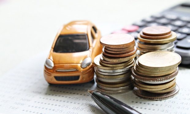 Find Out What Your Car Is Really Worth_istock