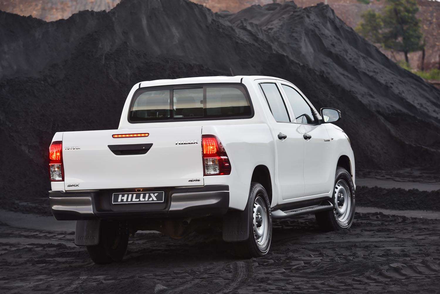 Toyota Hilux 2,4GD6
