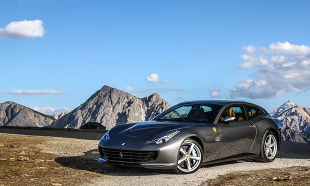 Latest-edition-to-Ferrari-the-GTC4Lusso-debuts-in-SA