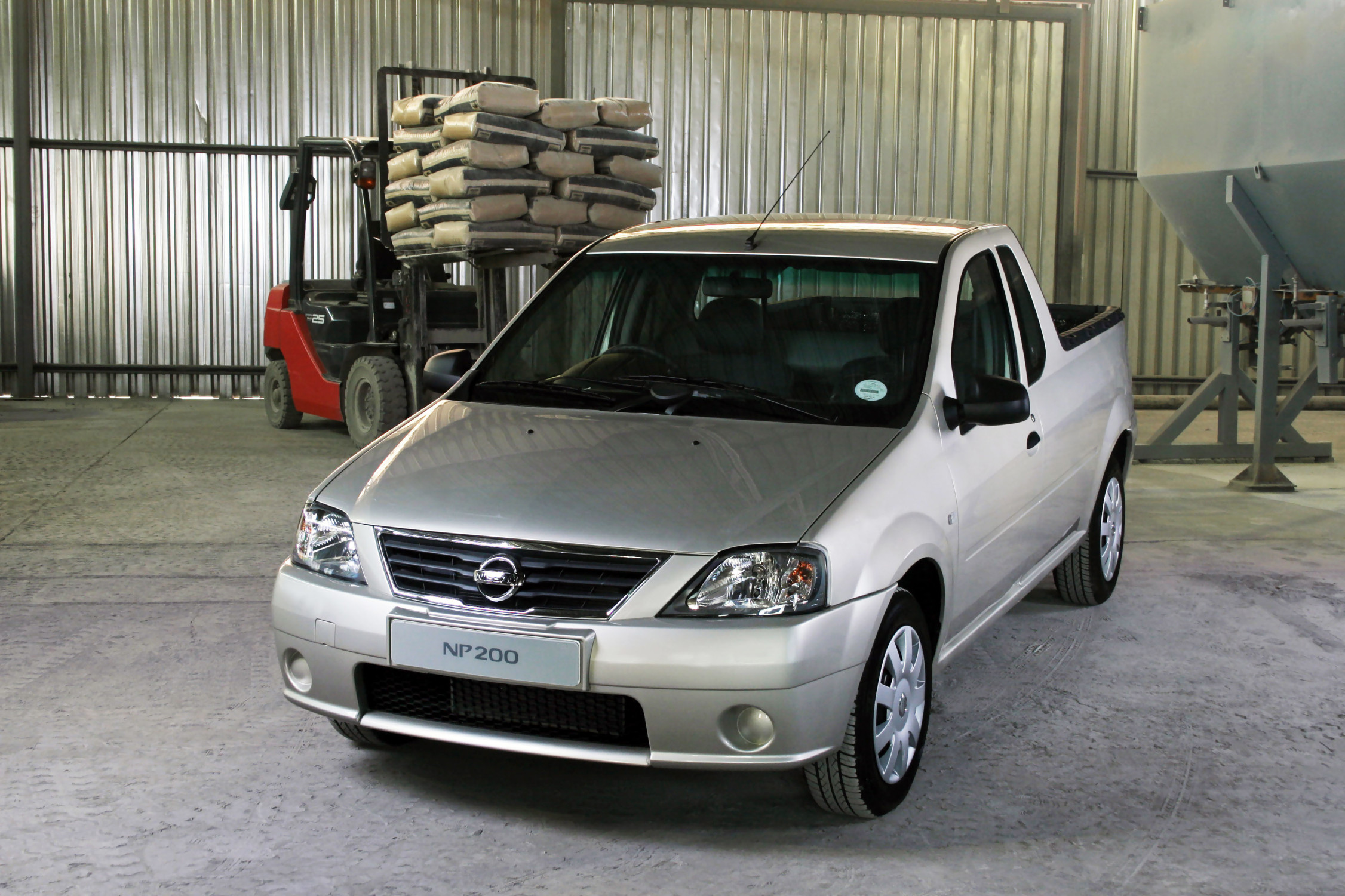 Nissan NP200