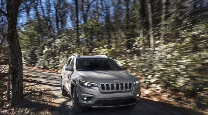 New 2019 Jeep® Cherokee makes its debut at 2018 Detroit Auto Show