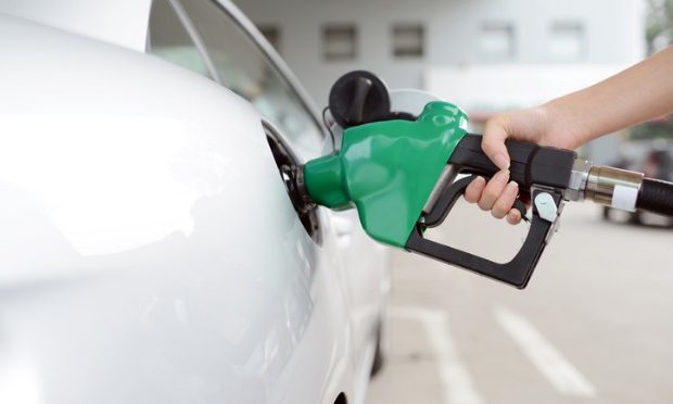 Nissan's 10 tips on how to save fuel and money_istock
