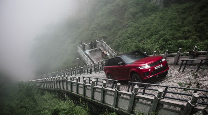 Range Rover Sport PHEV completes world-first and climbs Heaven's Gate
