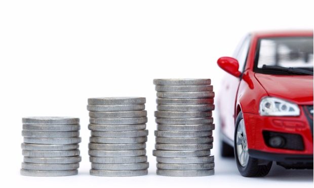 Things you're forgetting to include in your monthly car budget_istock