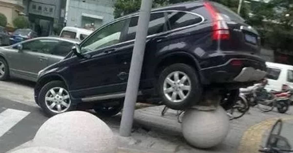 Hilarious parking fails, we all know someone