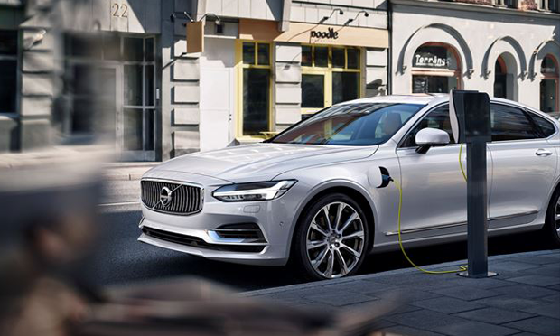 Volvo-Cars-electrification-strategy-recognised-by-United-Nations