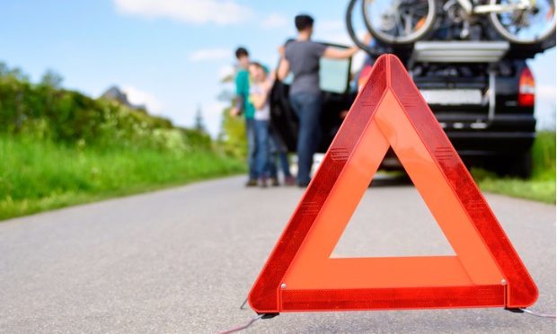 Your Holiday Road Safety Prep Guide _istock