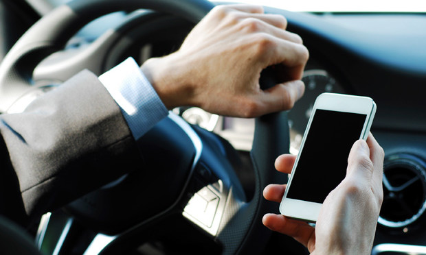 distracted driving_istock