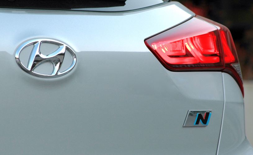 Hyundai i20 N-Sport - rear badge