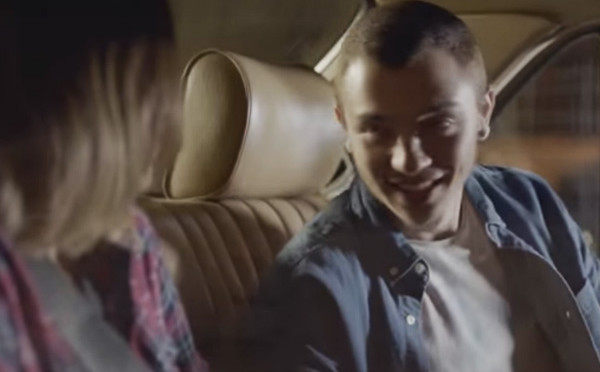 First-Kiss-seatbelt-ad