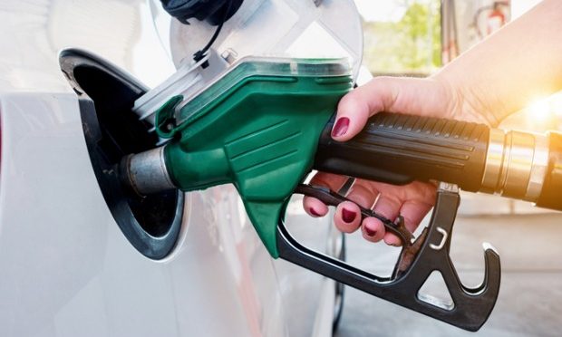 More fuel price reductions for January, says AA_istock